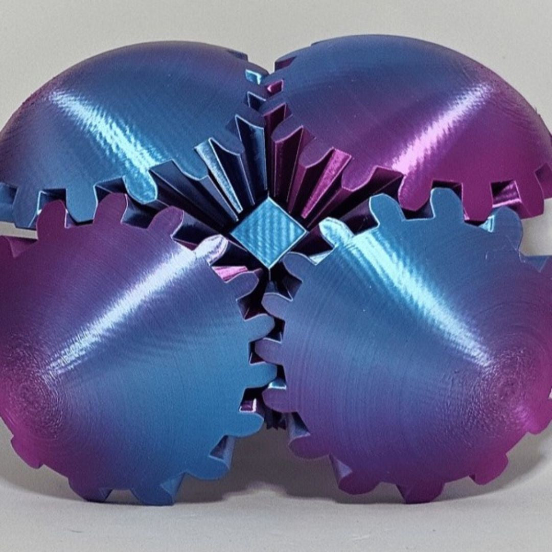 The Twisting Magic Gear-Globe