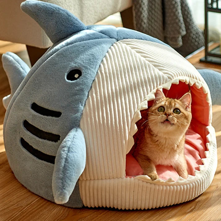 Shark Pet Bed: Cozy & Warm