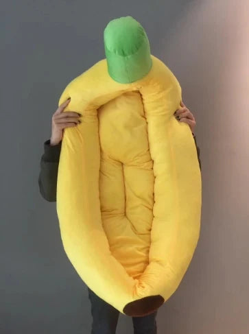 Banana Pet Nest: Washable Bed