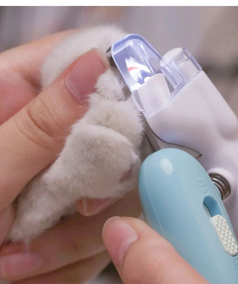 Professional Pet Nail Clippers with Led Light Pet Claw Grooming Scissor